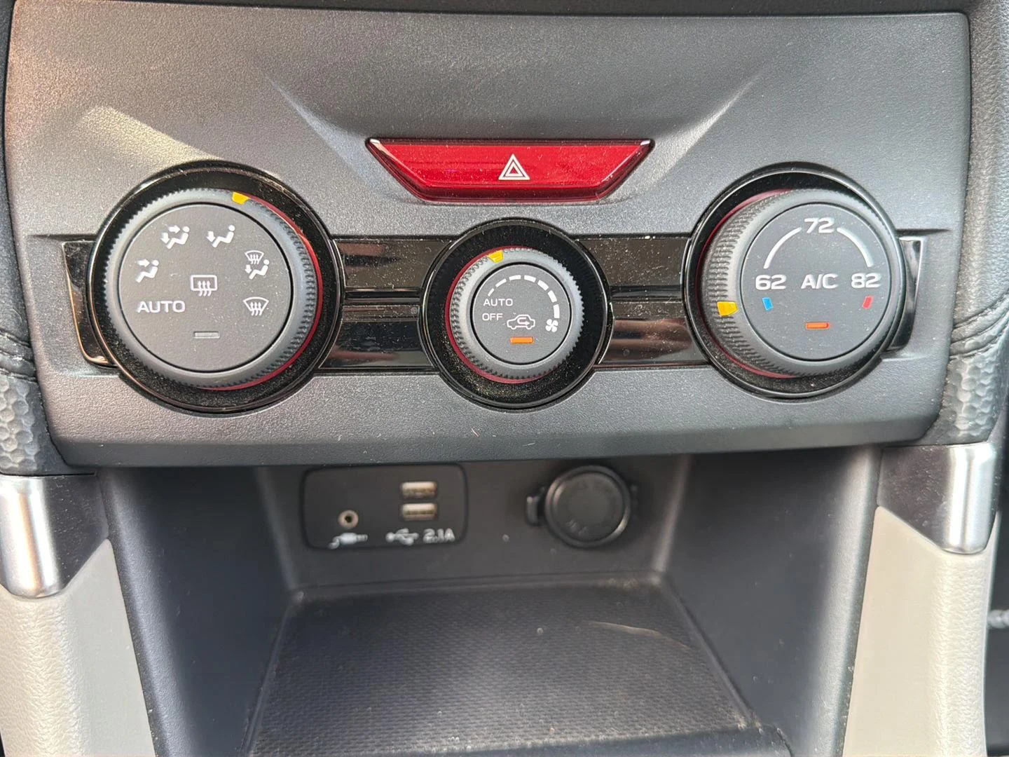 Used 2022 Crystal White Pearl Subaru  image 17
