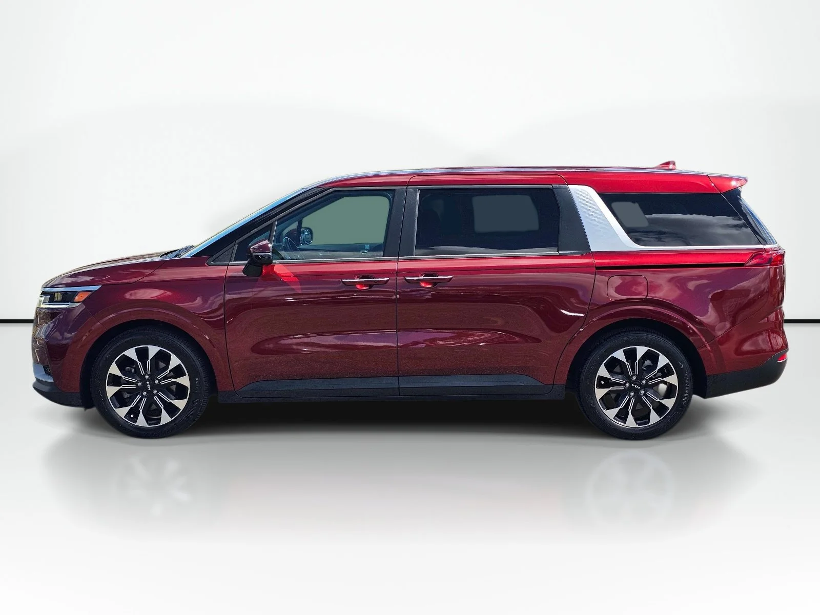 Used 2024 Flare Red Kia EX image 14