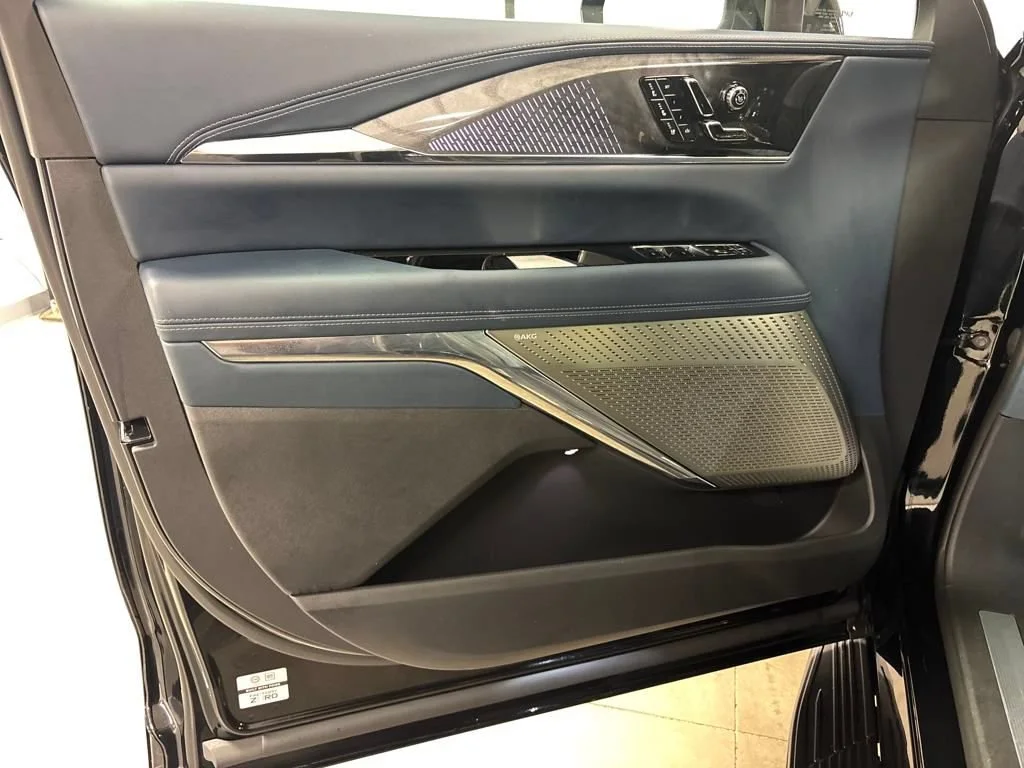 2025 Cadillac Escalade IQ Sport 2 - Photo 21