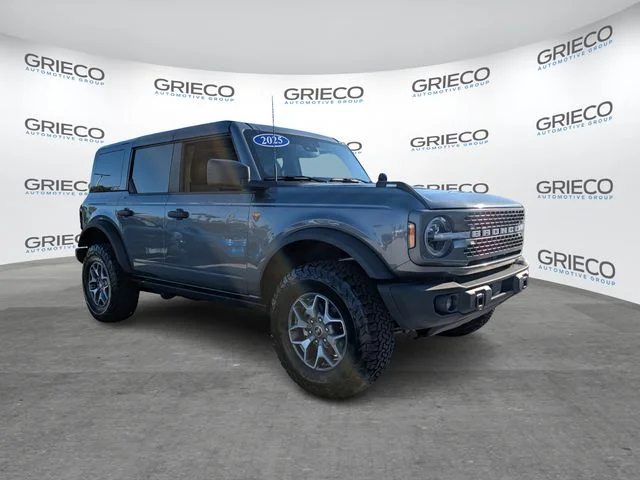 2025 Ford Bronco Badlands 4x4's photo