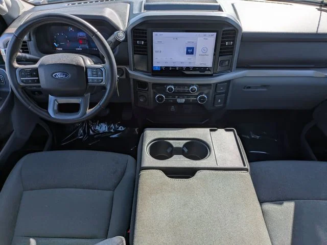 Certified Used 2025 Oxford White Ford XLT image 14