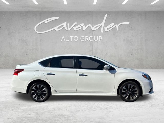 Used 2018 White Nissan SR image 18
