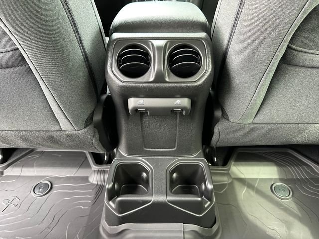 New 2026 Bright White Clear-Coat Exterior Paint Jeep Sport S image 13