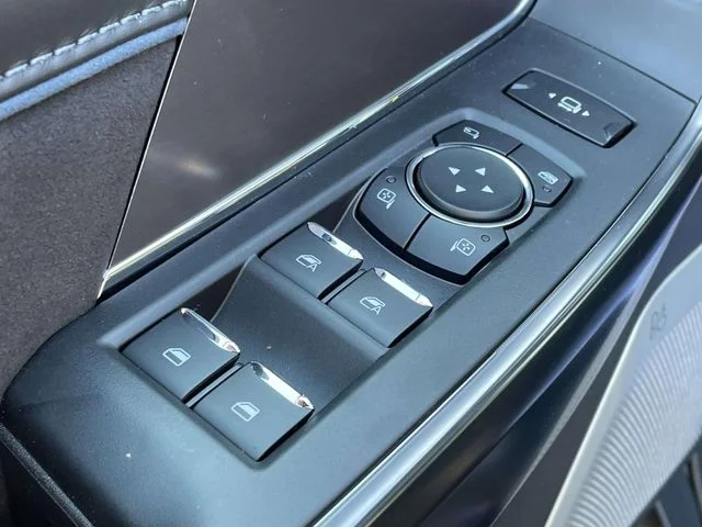 New 2026 Agate Black Metallic Ford F-250® Platinum® image 17