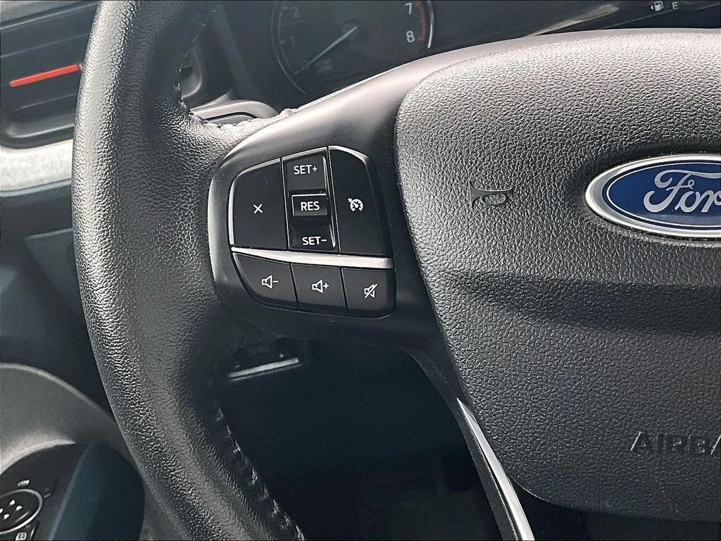 Used 2022 Black Ford XLT image 18