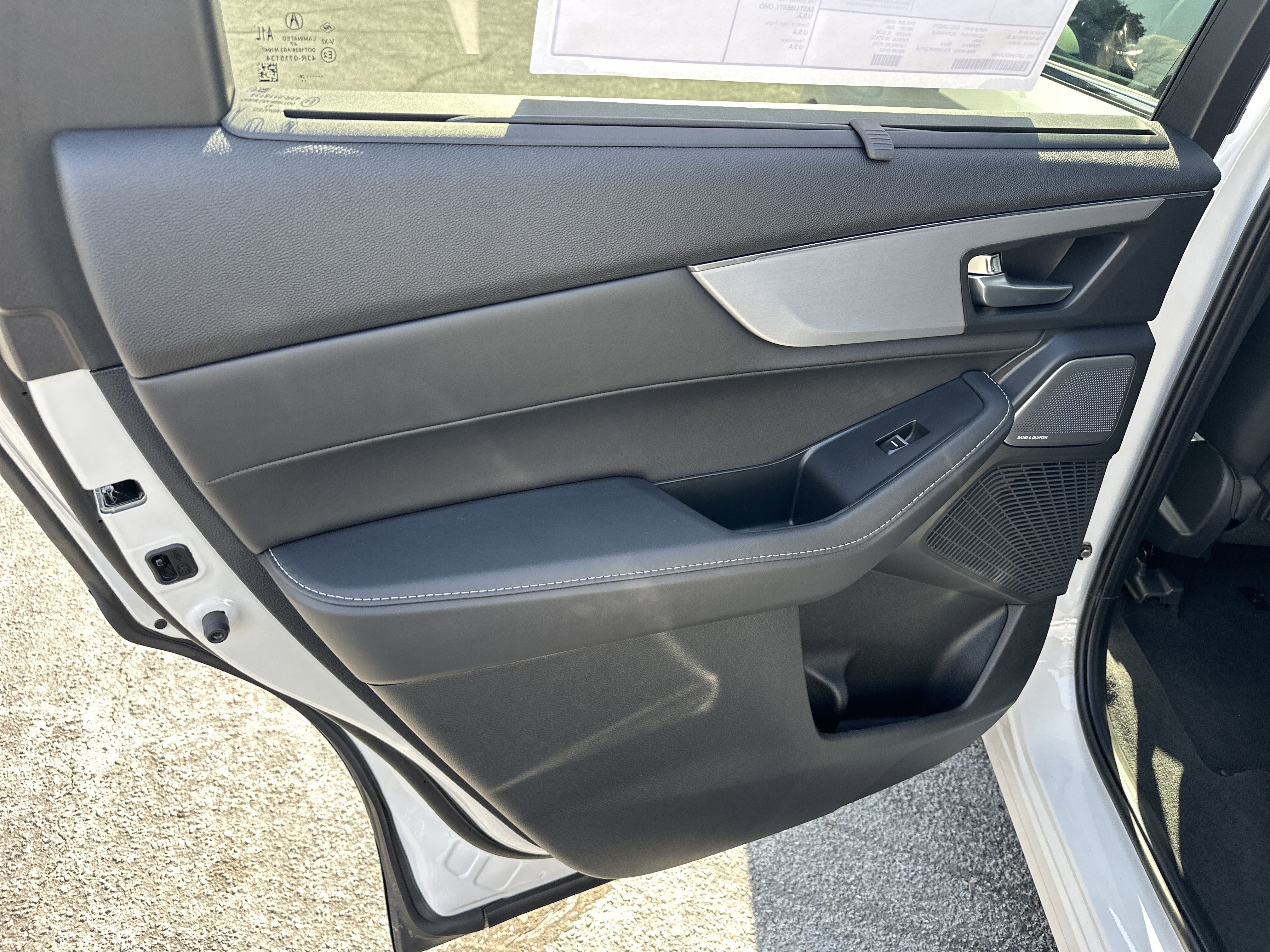 New 2026 Platinum White Pearl Acura w/Technology Package image 14