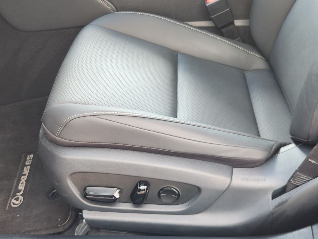 Certified Used 2023 Iridium Lexus 350 image 24