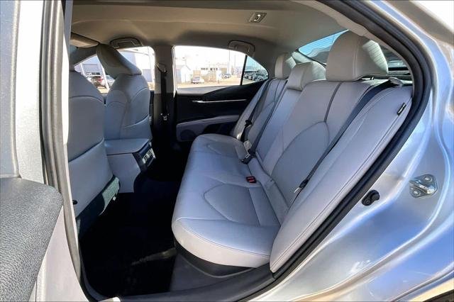 2021 Toyota Camry XLE - Photo 18