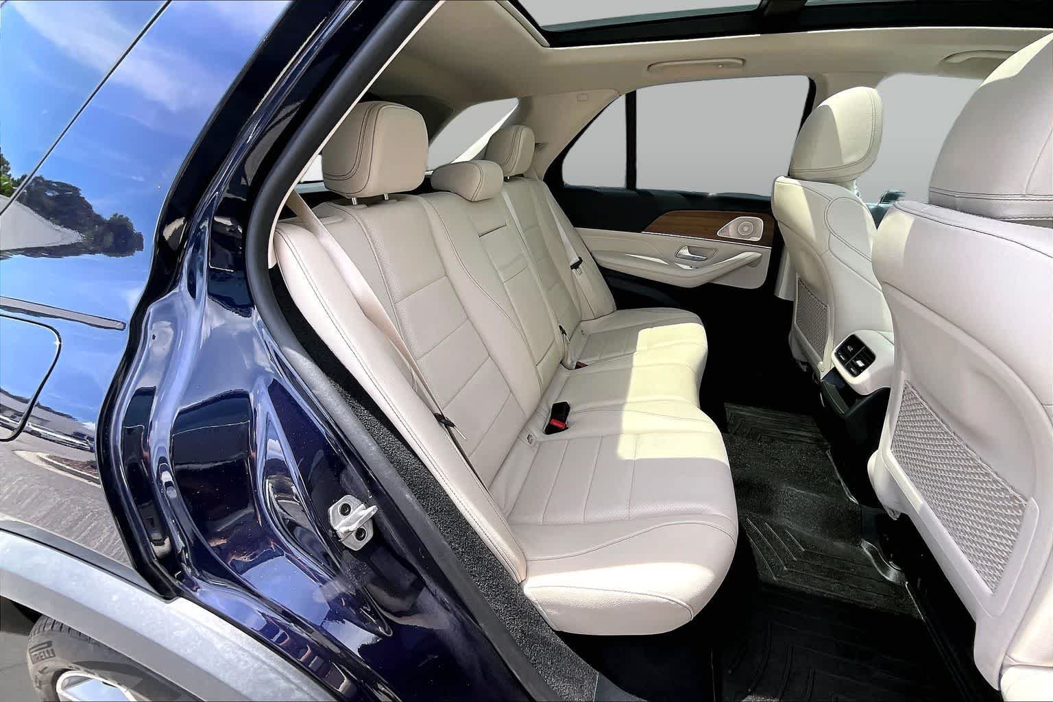 Used 2022 Lunar Blue Metallic Mercedes-Benz GLE 350 image 20