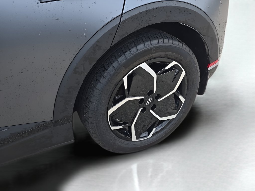 Certified Used 2023 Gray Hyundai SEL image 39