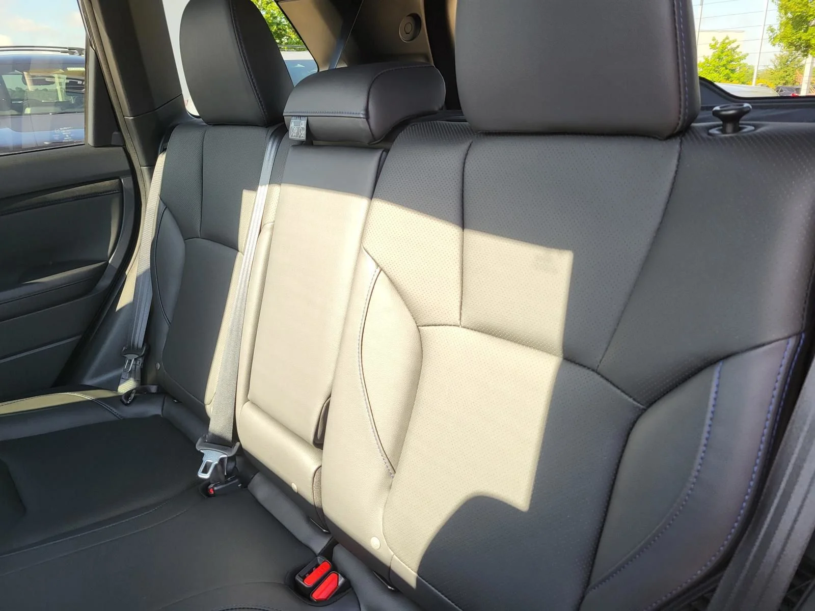 2025 Subaru Forester Limited - Photo 15
