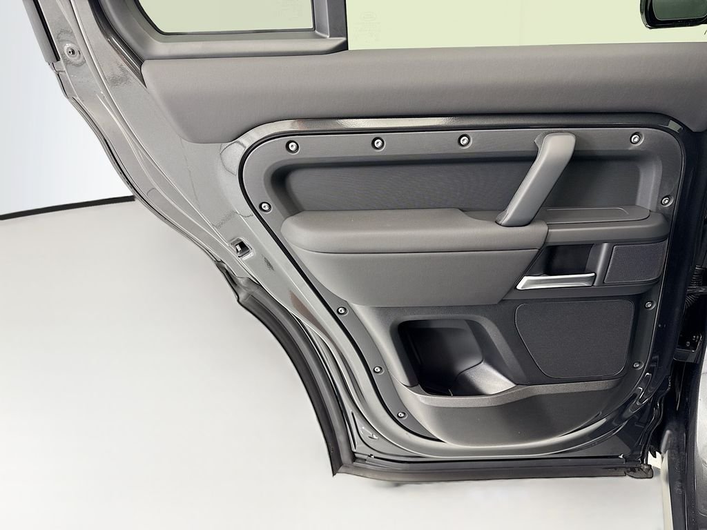 New 2026 Carpathian Grey LAND ROVER X-Dynamic SE image 25