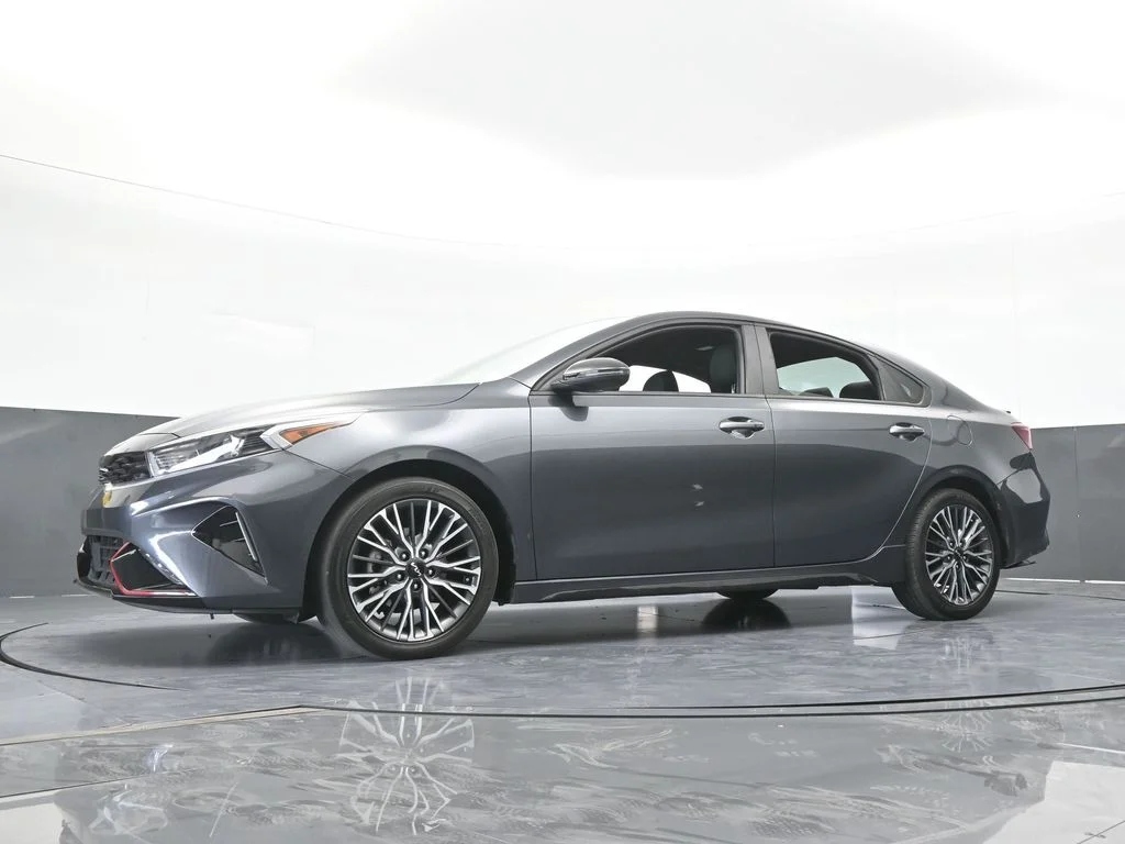 Used 2024 Gravity Gray Kia GT-Line image 57