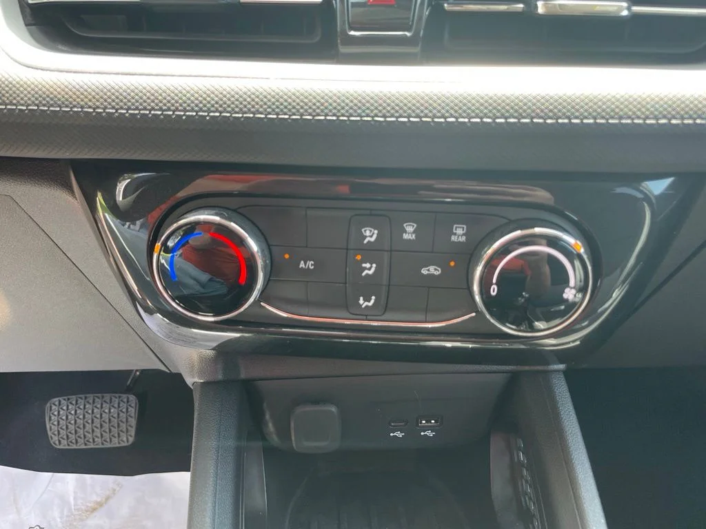 Used 2026 White Chevrolet LT image 19