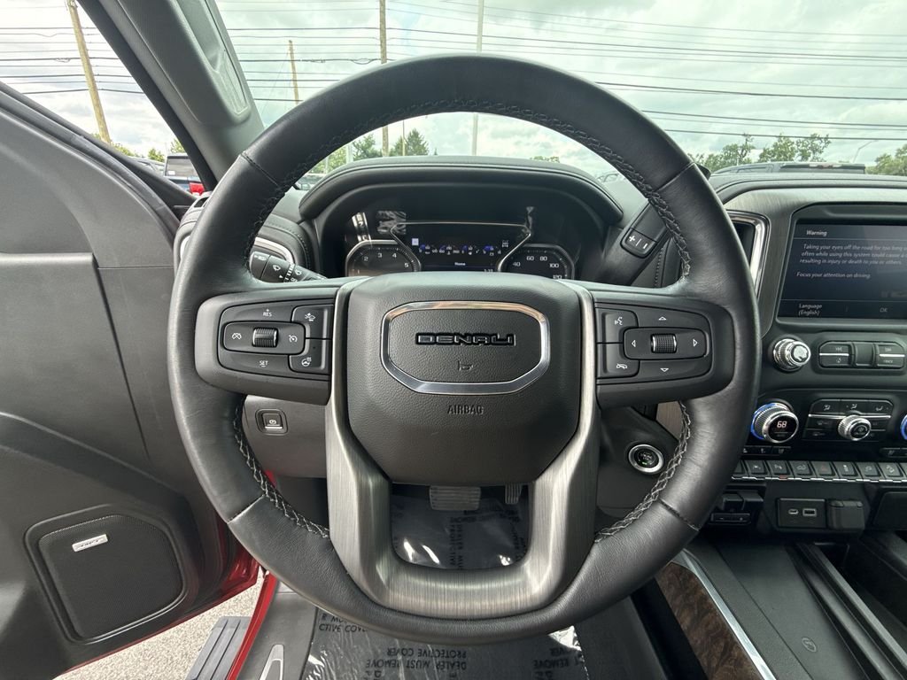 Used 2022 Red GMC Denali image 14