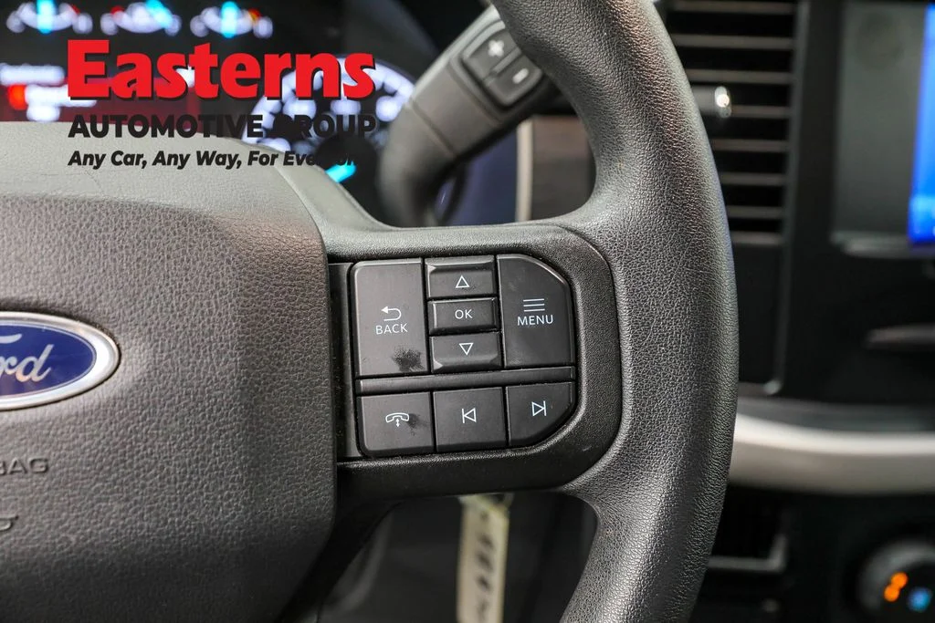 Used 2023 Silver Ford XLT image 16