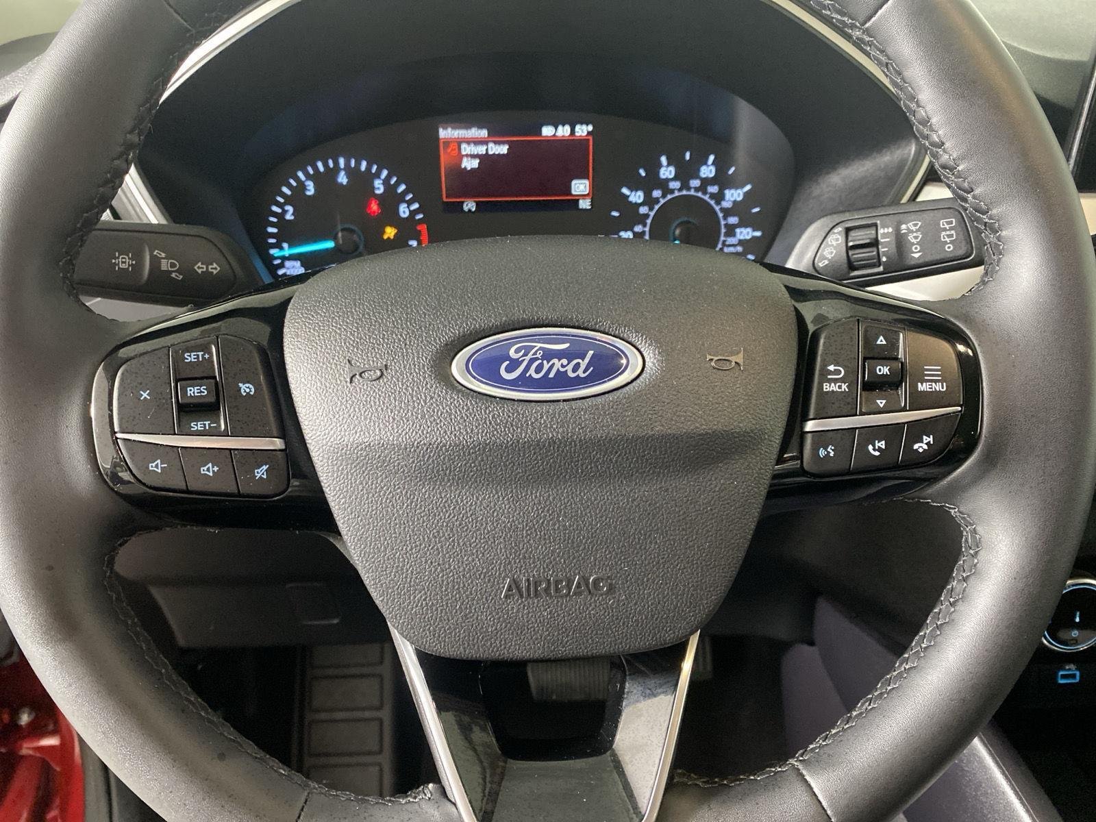 Used 2022 Rapid Red Metallic Tinted Clearcoat Ford SE image 17