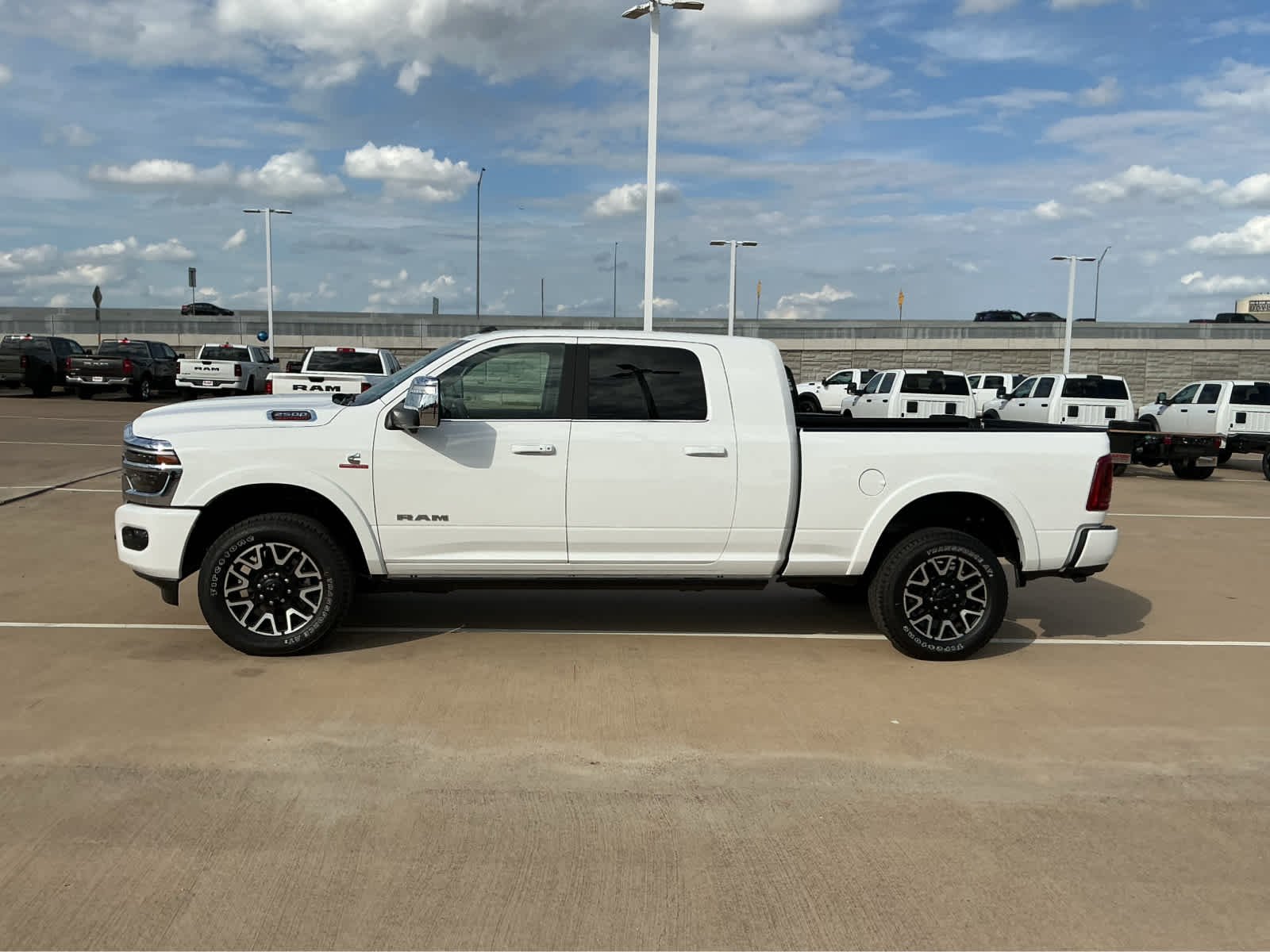 New 2026 Bright White Clear-Coat Exterior Paint RAM Longhorn image 14