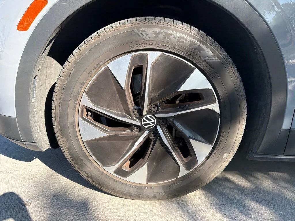 Used 2022 Gray Volkswagen Pro image 4