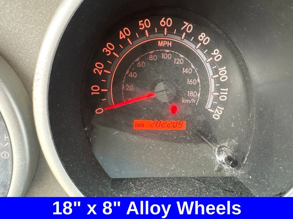 Used 2015 White Toyota SR5 image 17