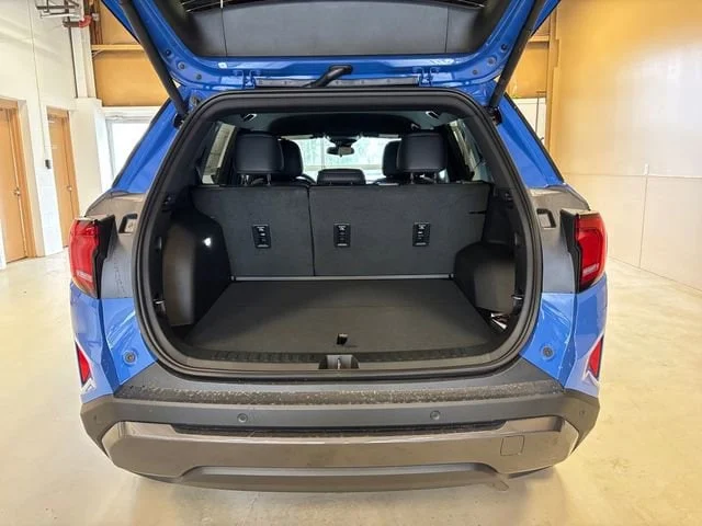 New 2026 Rapids Metallic GMC Elevation image 17