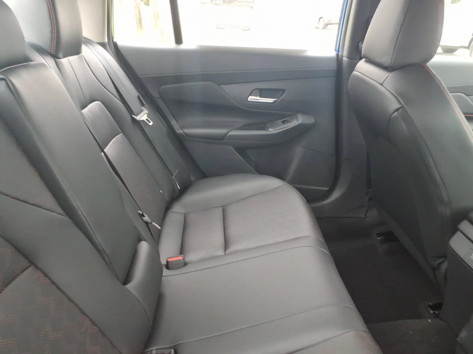New 2026 Bluestone Pearl / Super Black Two-tone Nissan SR image 10