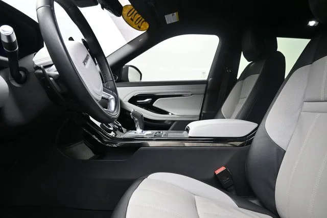 Used 2020  Land Rover First Edition image 16