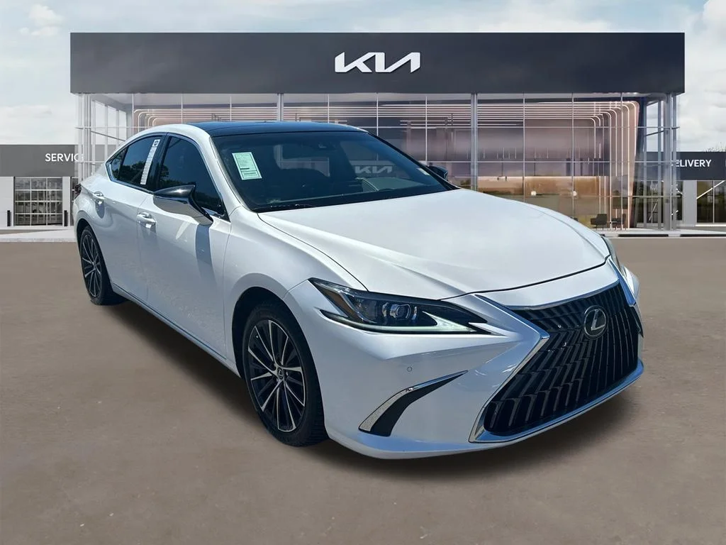 2022 Lexus ES 350 350's photo