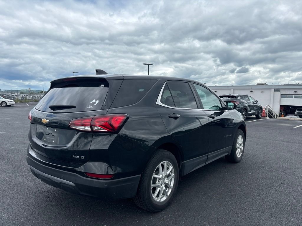 Used 2022 Black Chevrolet LT image 2
