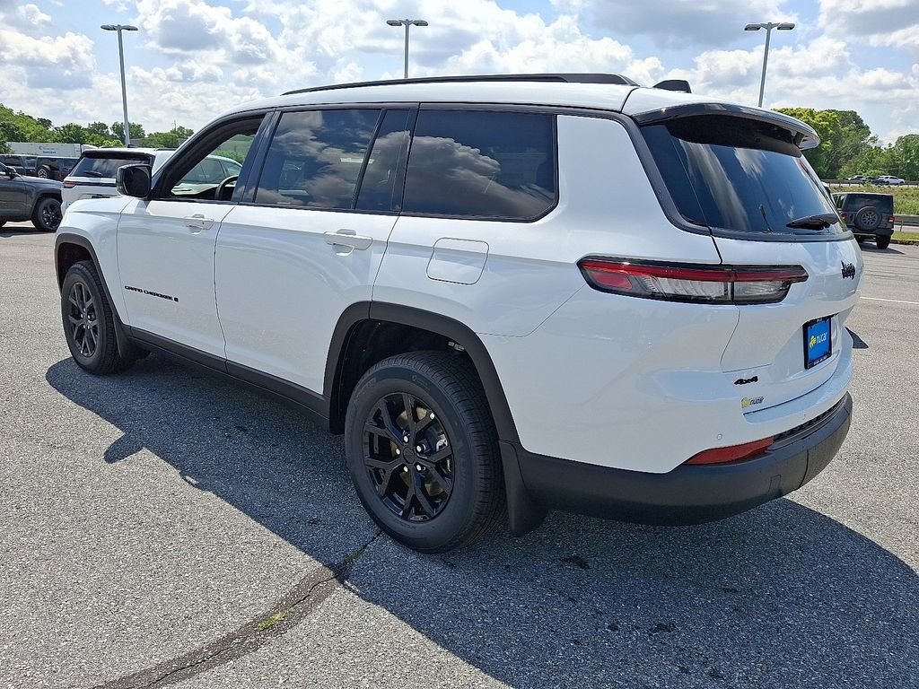 New 2026 Bright White Clearcoat Jeep Altitude image 3