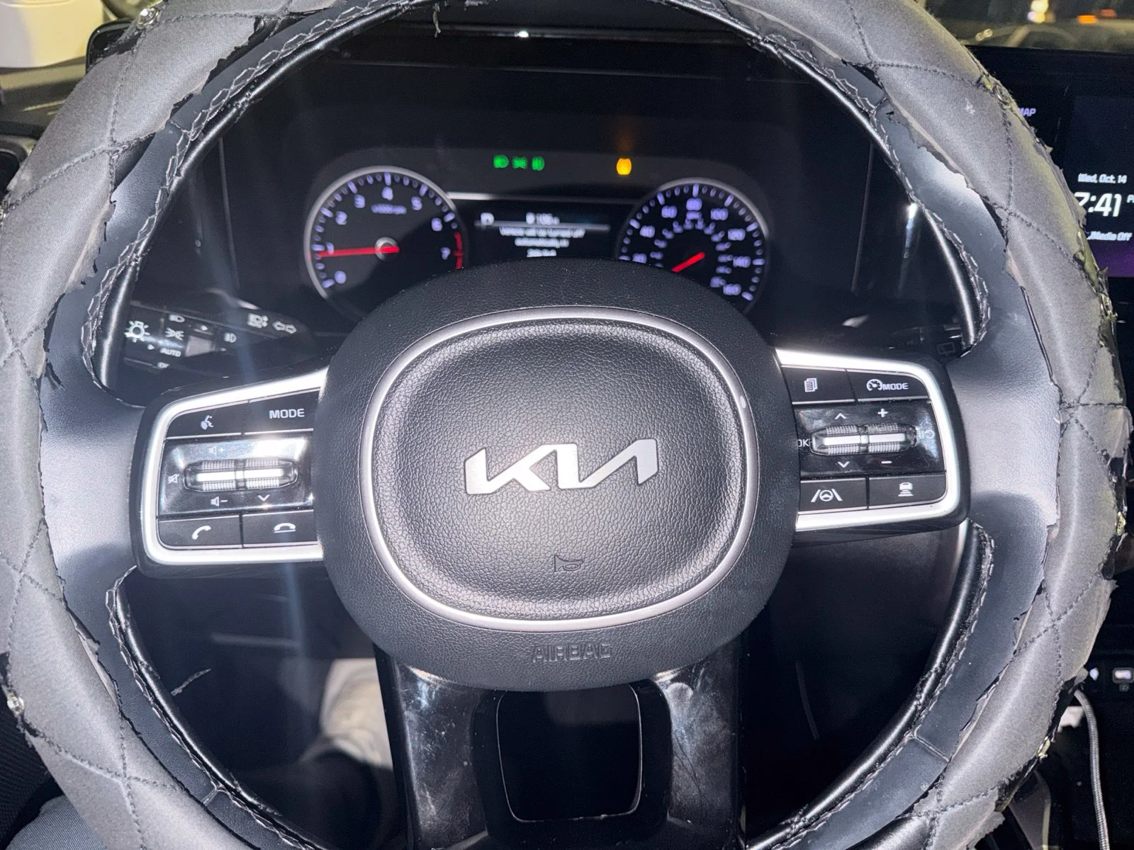 Used 2022 Gray Kia EX image 8