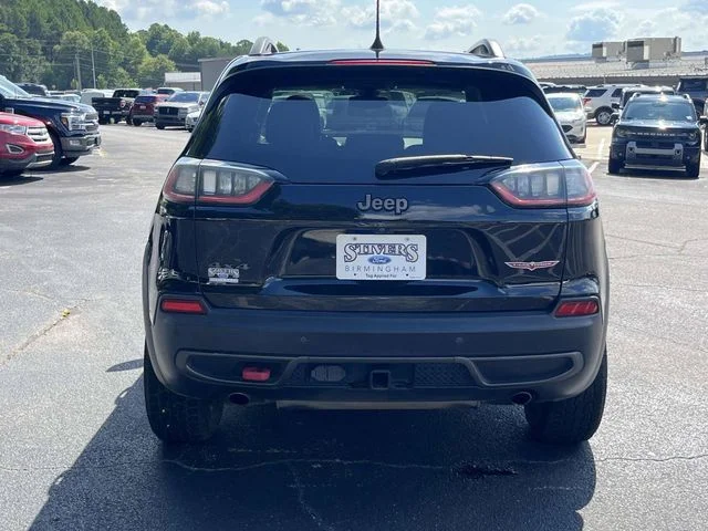 Used 2019 Diamond Black Jeep Trailhawk image 5