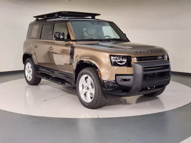 New 2026 Gondwana Stone Metallic Land Rover X-Dynamic SE image 7