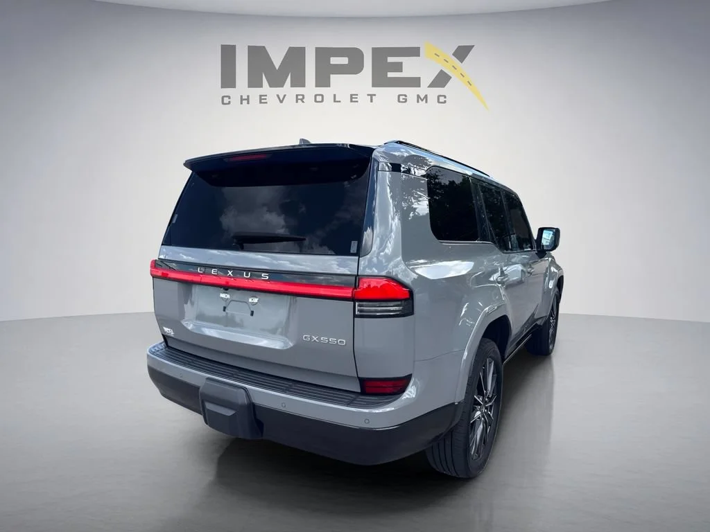 Used 2024  Lexus GX 550 Luxury image 5