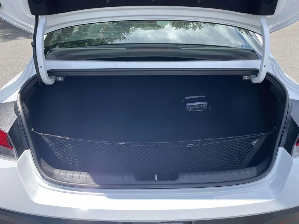 New 2026 White Hyundai SEL Sport image 9