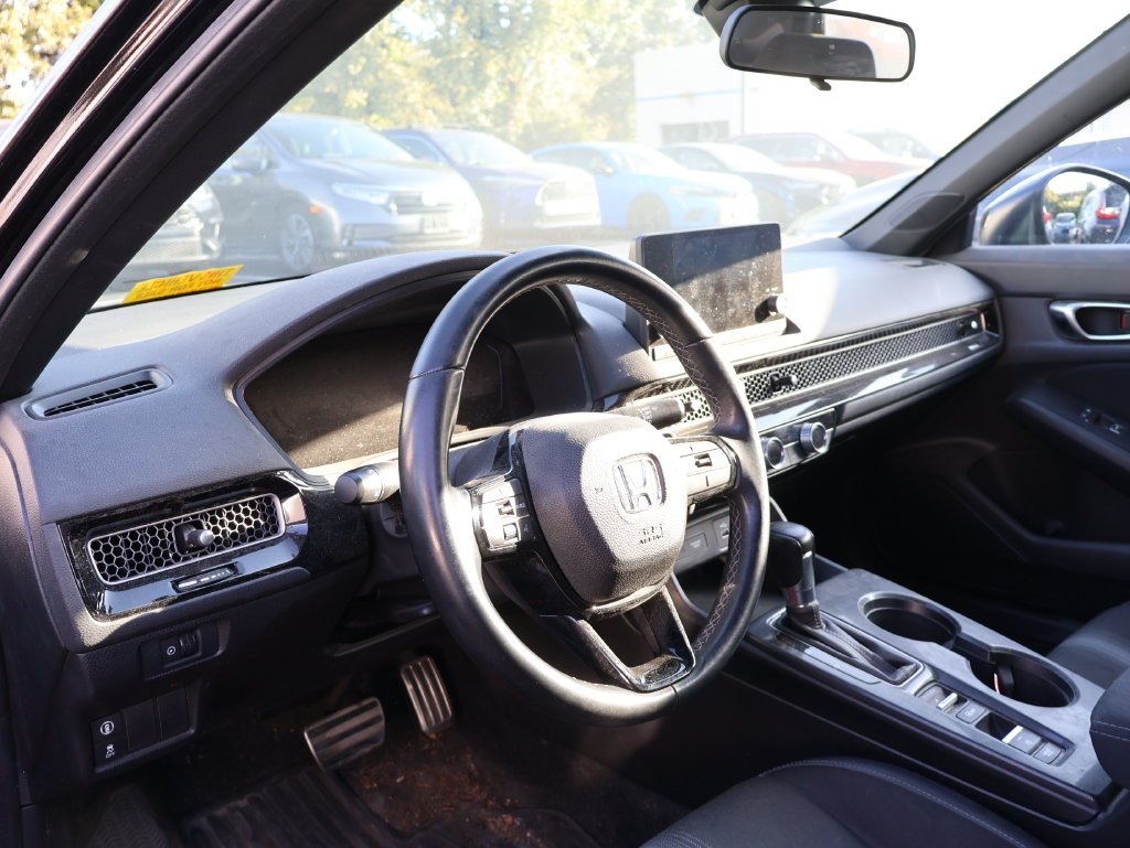 Used 2023  Honda Sport image 9