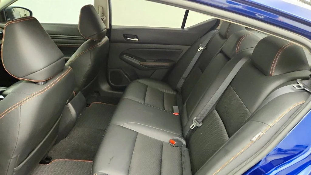Used 2020 Deep Blue Pearl Nissan 2.5 SR Sedan image 19