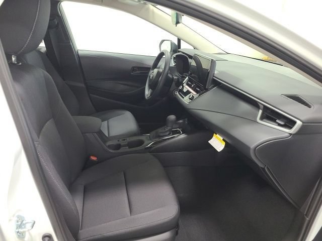New 2026 Wind Chill Pearl Toyota LE image 9