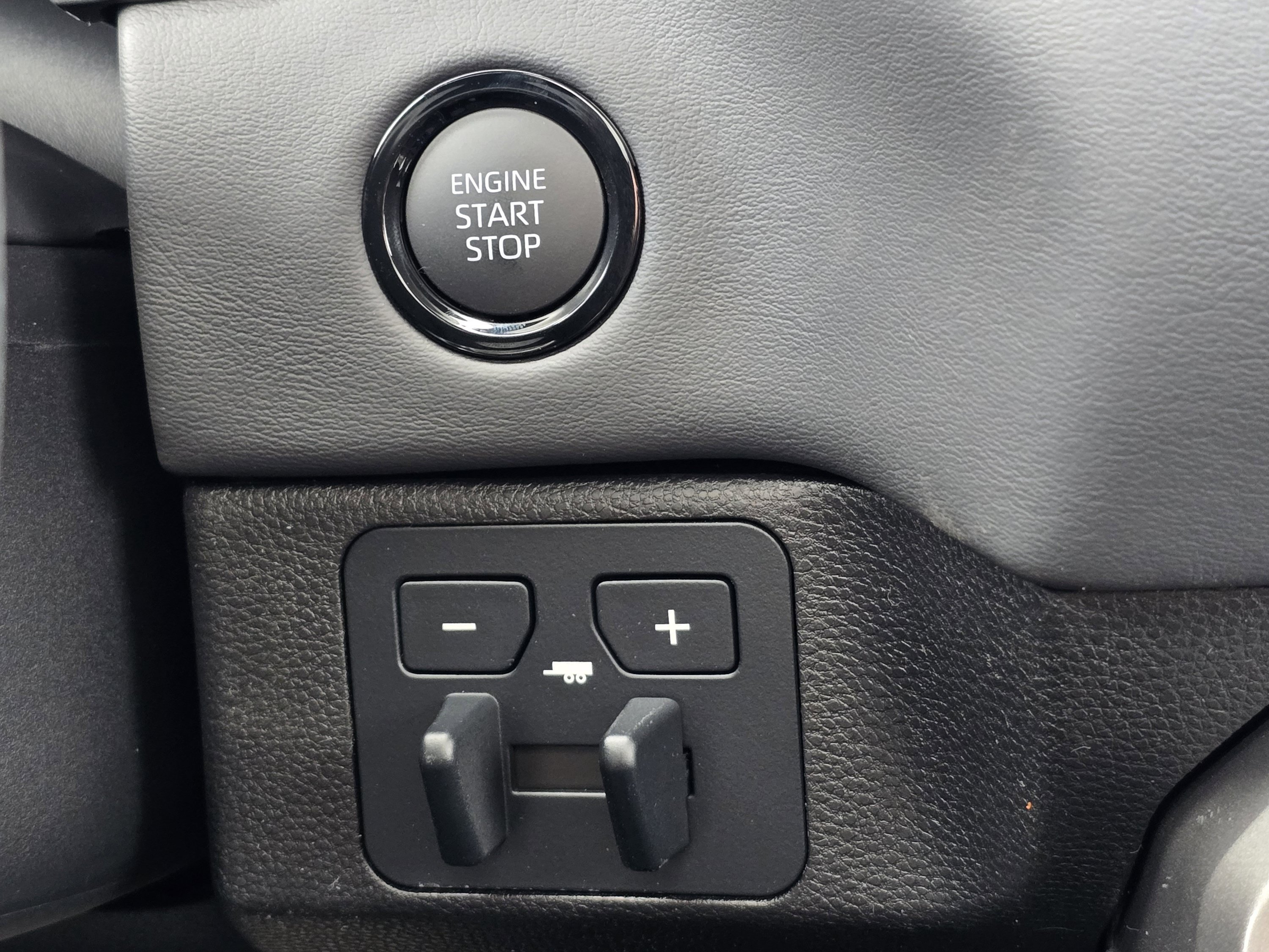 2026 Toyota Tundra Platinum - Photo 13