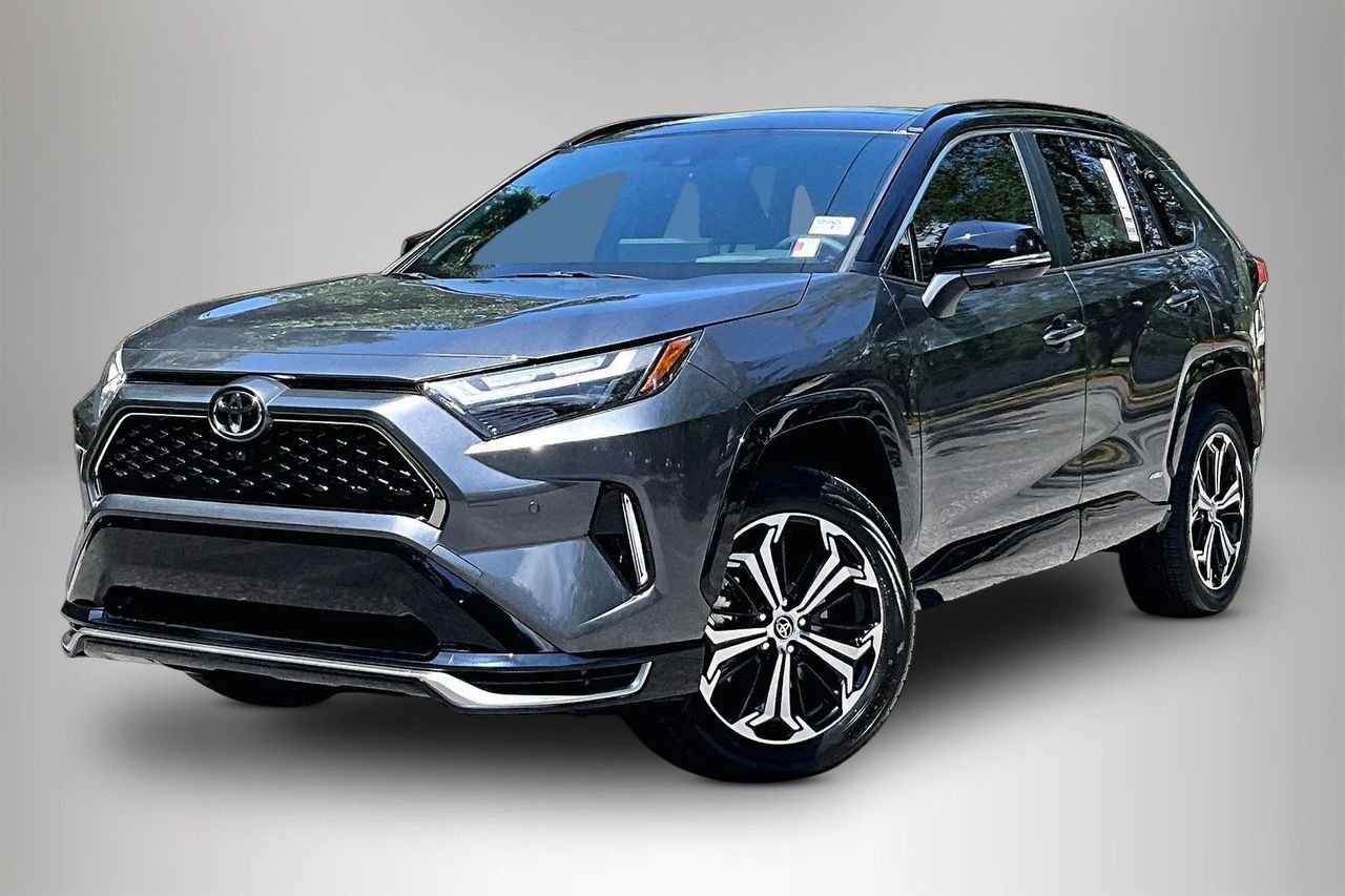 2025 Toyota RAV4 Plug-in Hybrid XSE AWD's photo