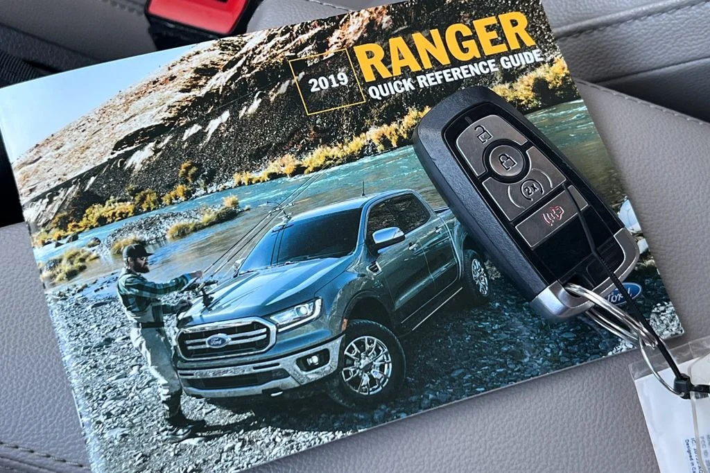 Used 2019 White Ford Lariat image 12