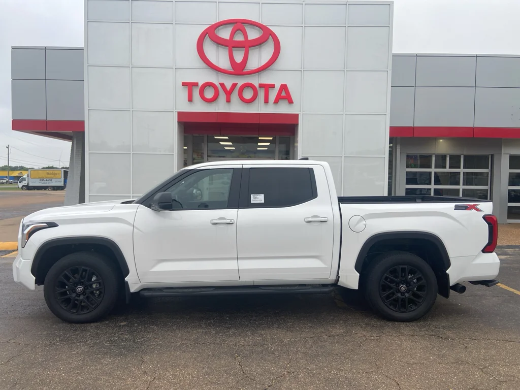 New 2026 Ice Cap Toyota  SR5 image 2