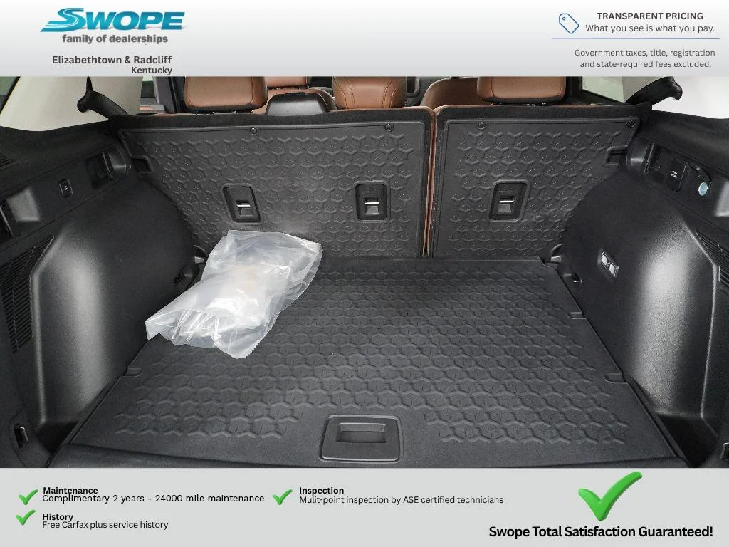 New 2025 Azure Gray Metallic Tri-Coat Ford Outer Banks® image 28