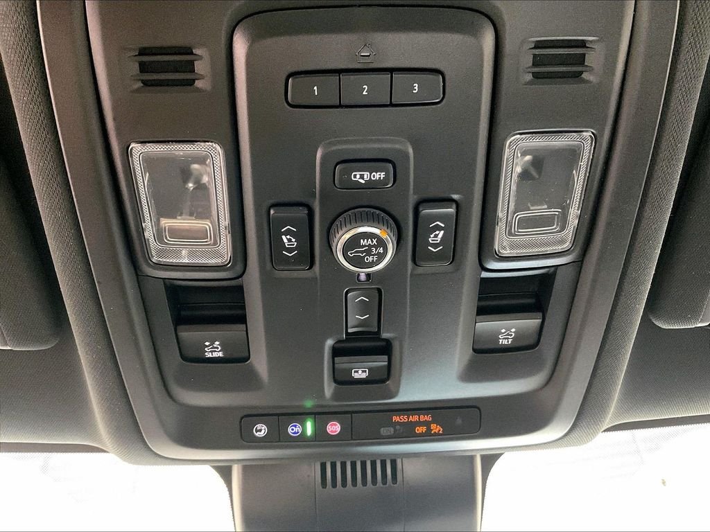 Used 2024 Beige Chevrolet High Country image 27