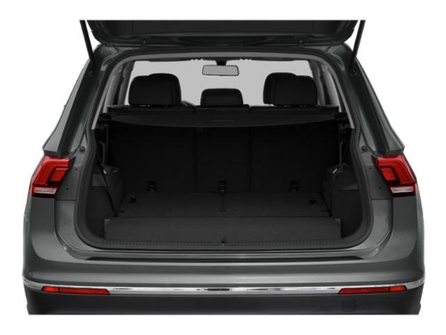 Used 2018 Pure White Volkswagen SE image 15