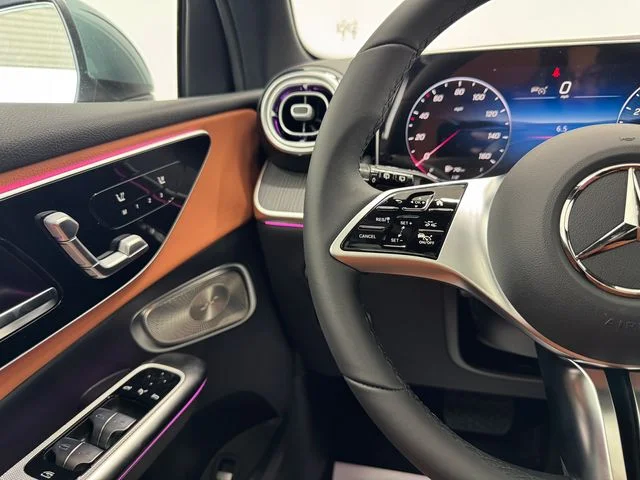 New 2027 Silver Mercedes-Benz GLC 300 image 22