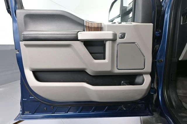 2019 Ford F-150 Lariat - Photo 21
