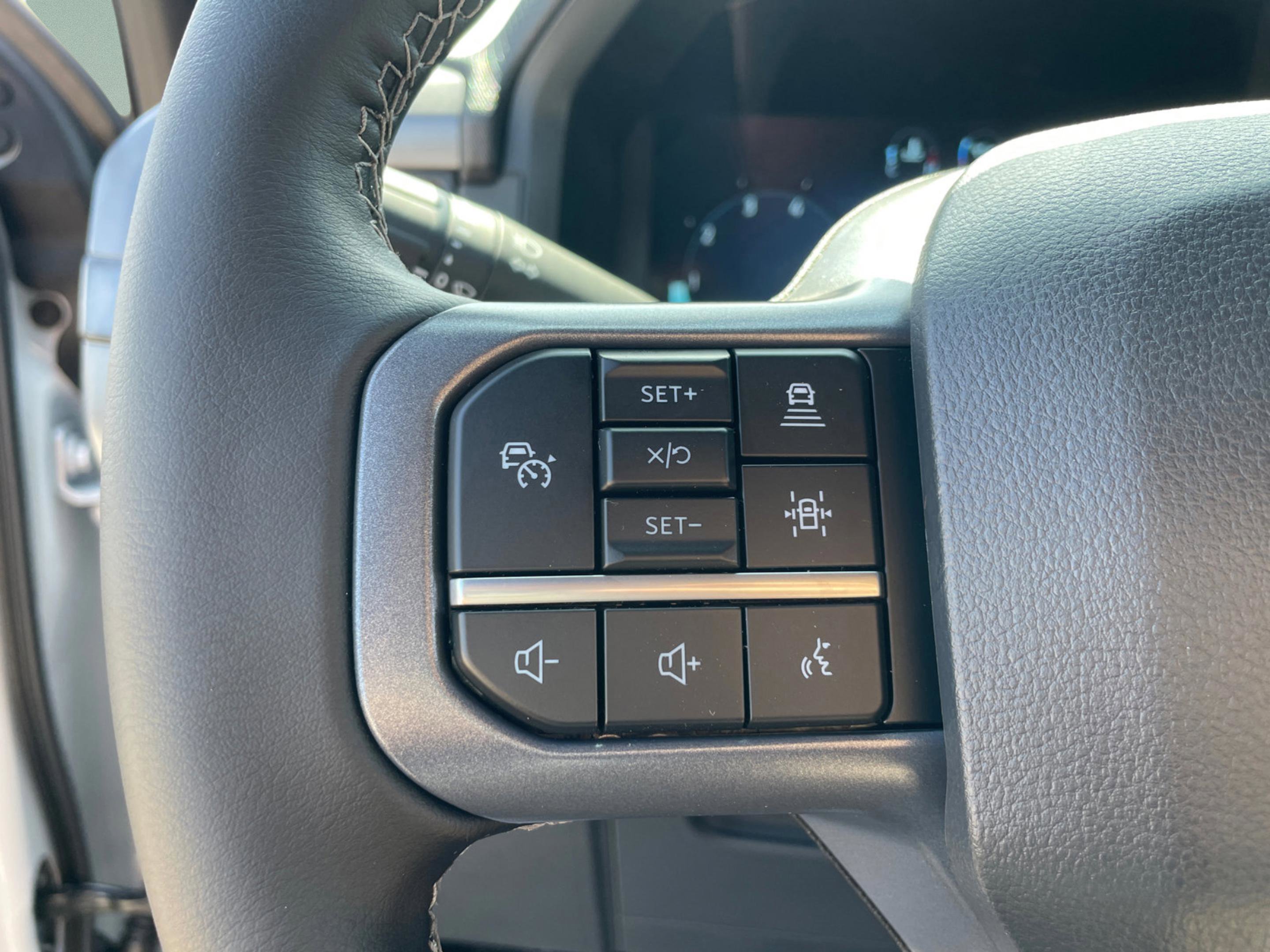 2025 Ford F-150 XLT - Photo 20