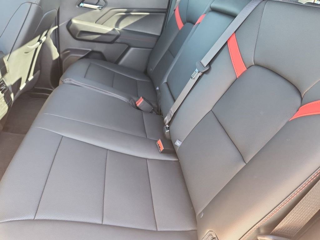 2026 Chevrolet Colorado Z71 - Photo 26