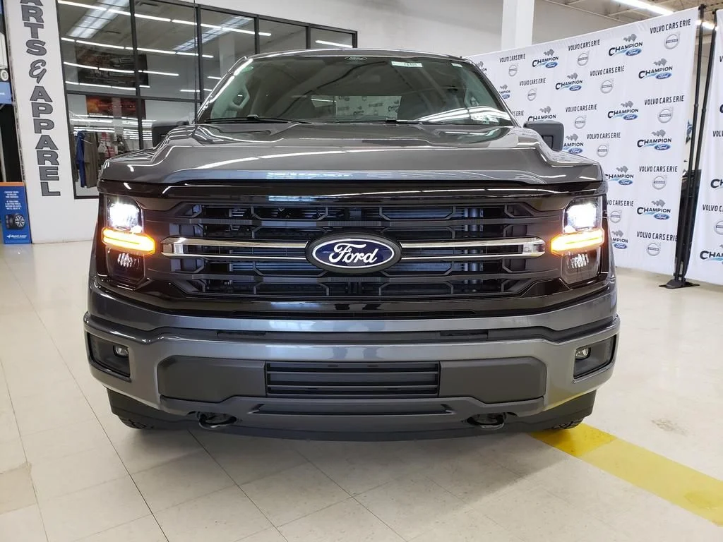 New 2026 Carbonized Gray Metallic Ford XLT image 2